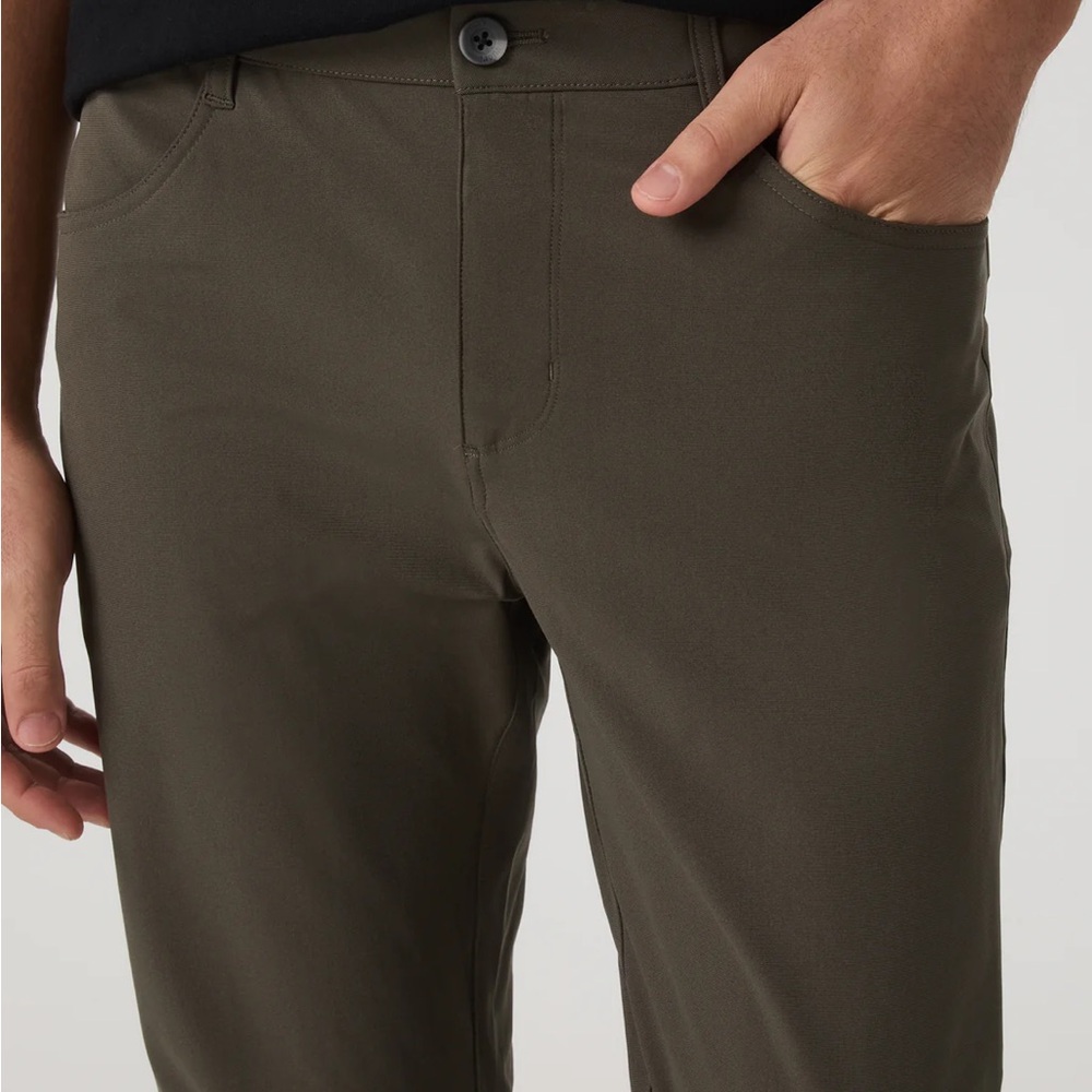 Vuori Meta Pant Athletic Slim Fit – Men’s 38x32 – Dark Oregano – NWOT - Picture 11 of 14